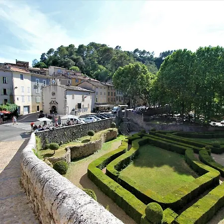 Nyaraló Traditional Provencal Stone House Entrecasteaux